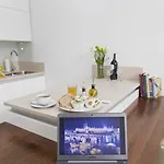 Lightrooms