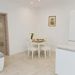 Lightrooms 4*
