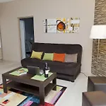 Lightrooms 4*