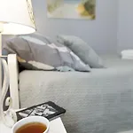 Lightrooms 4*