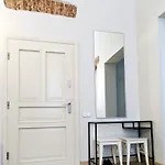Lightrooms