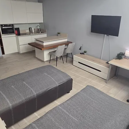 Lightrooms Apartmanhotel 4*