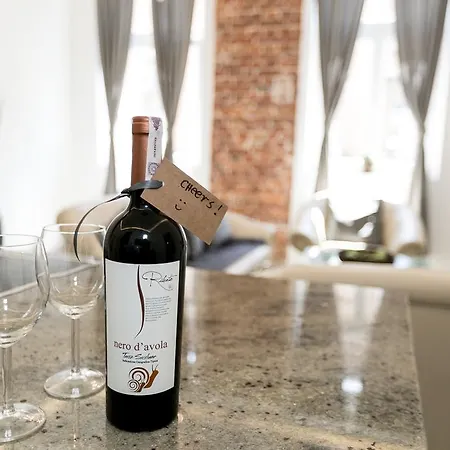 Lightrooms Lejlighedshotel 4*