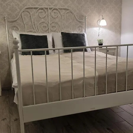 Apart Otel Lightrooms 4*